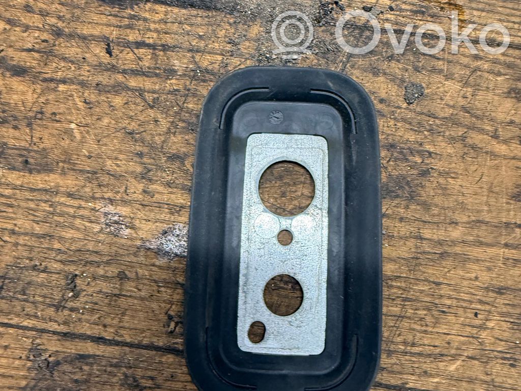 Peugeot 3008 II Kita variklio skyriaus detalė 