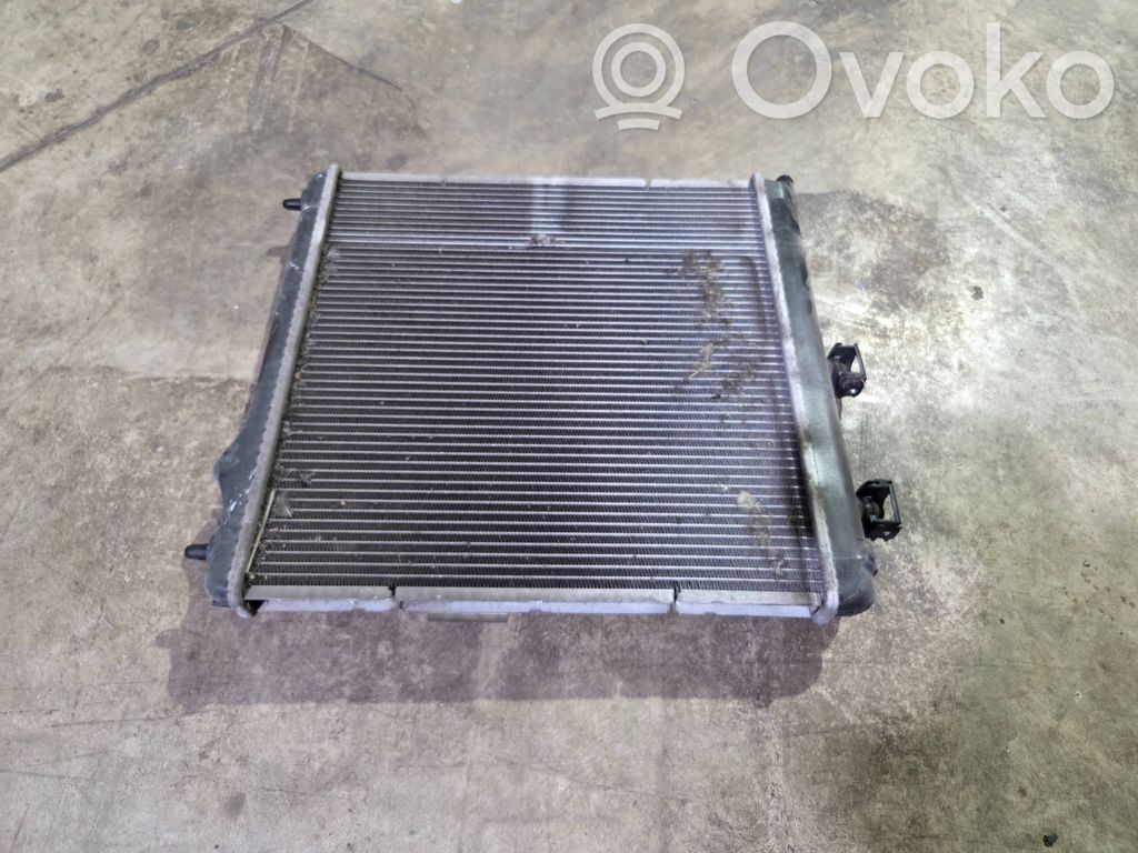 Opel Crossland X Coolant radiator 