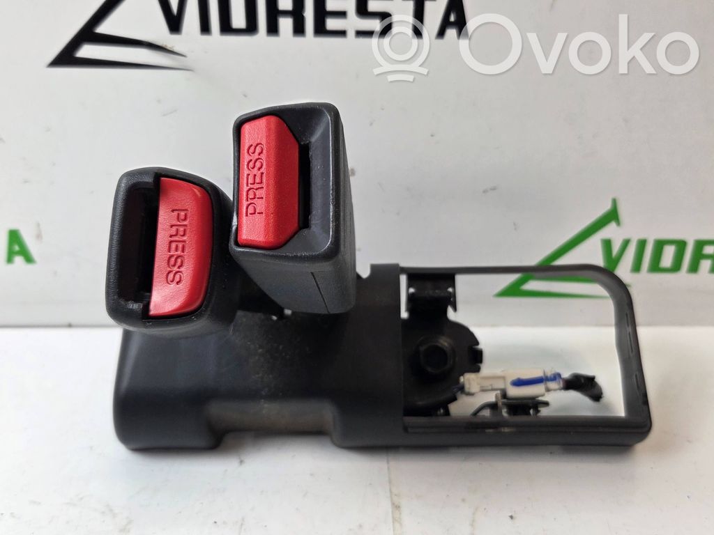 Honda CR-V Middle seatbelt buckle (rear) 