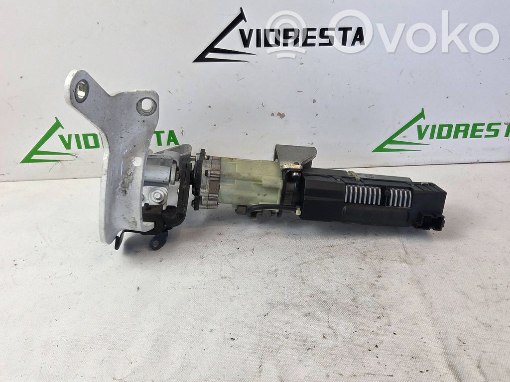 Audi Q7 4L Aizmugurējā pārsega pievilcējs 