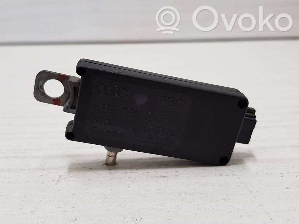 Audi A6 S6 C5 4B Antenos valdymo blokas 