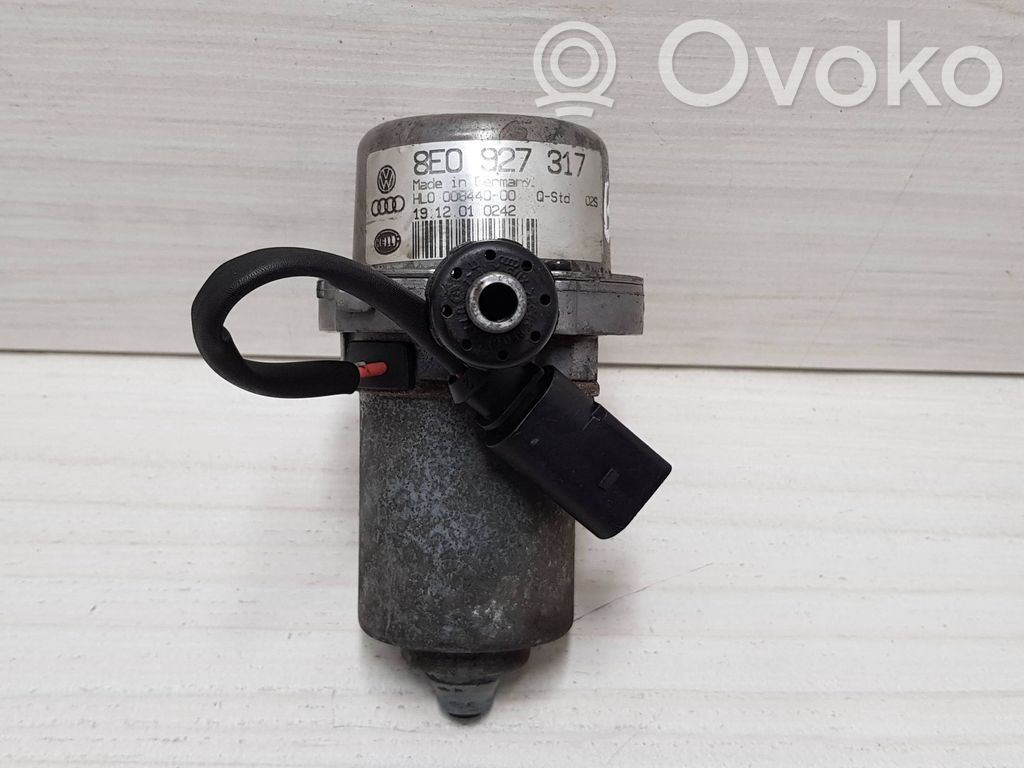 Audi A4 S4 B6 8E 8H Webasto Kiertovesipumppu 