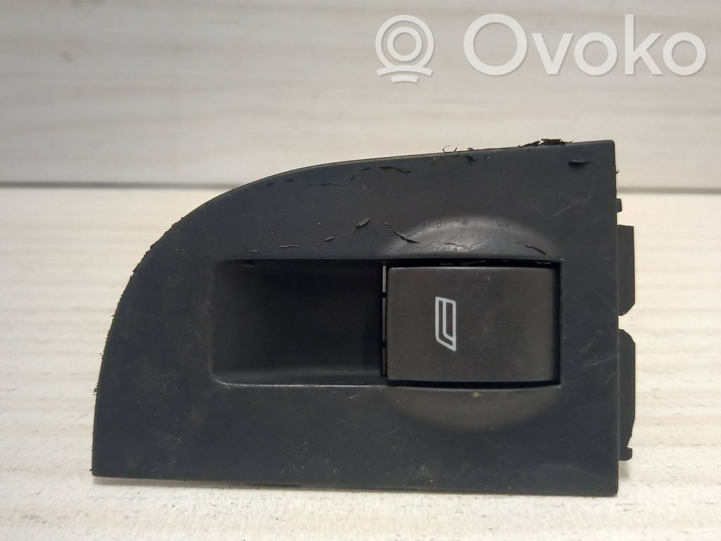 Audi A6 S6 C5 4B Electric window control switch 