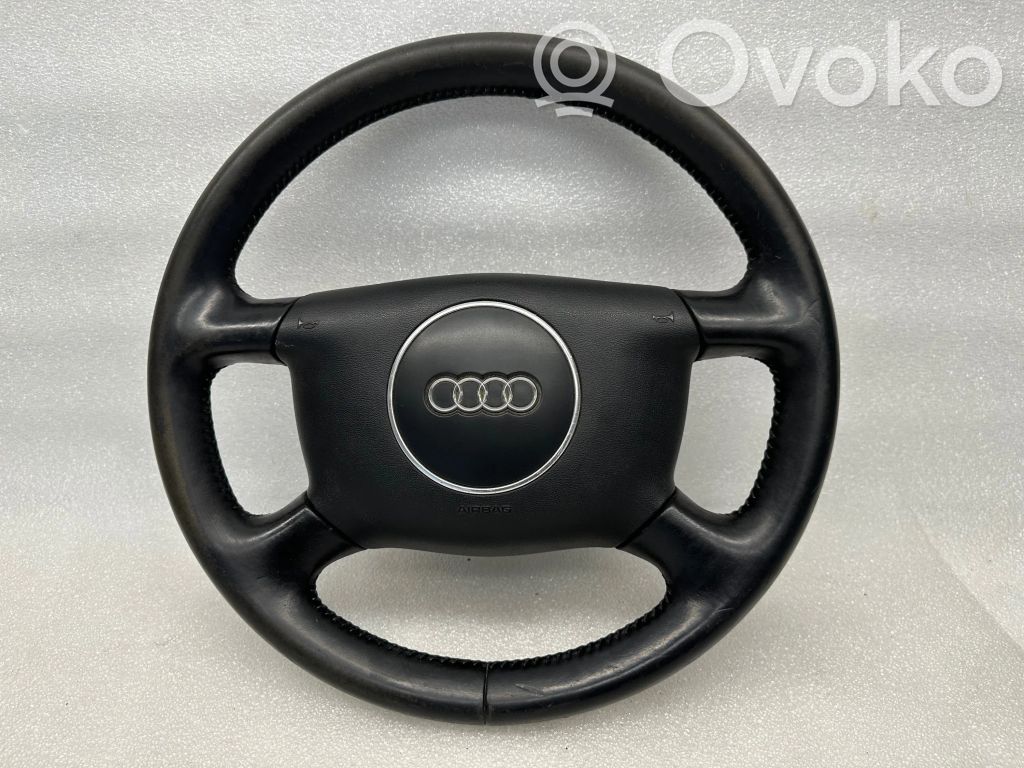 Audi A4 S4 B6 8E 8H Ohjauspyörä 