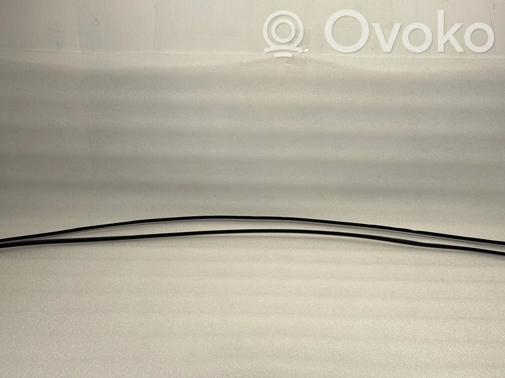 Audi A8 S8 D3 4E Etupuskurin ylempi jäähdytinsäleikkö 