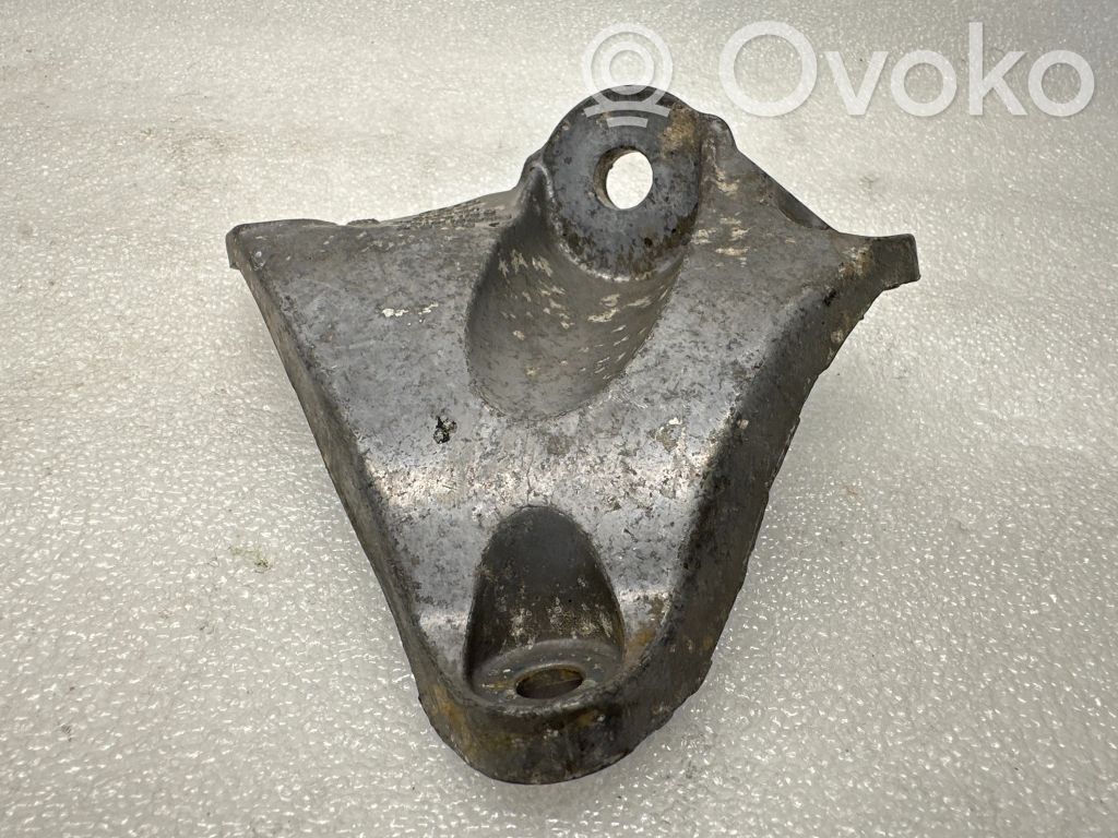 Audi A8 S8 D3 4E Gearbox mounting bracket 