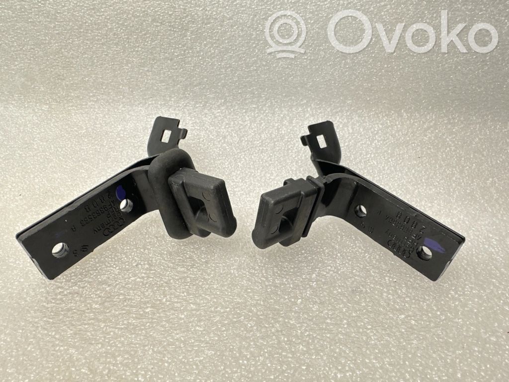 Tie down hook / loop   4F9863583B,4F9863584B