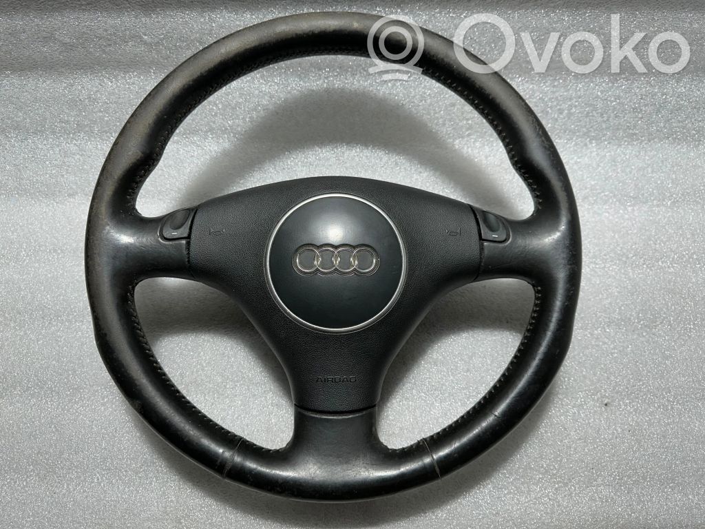 Audi A6 S6 C5 4B Ohjauspyörä 