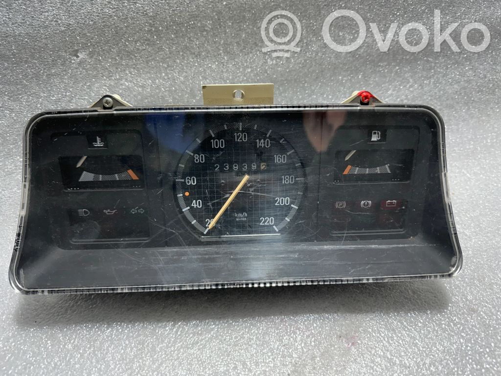 Opel Kadett E Speedometer (instrument cluster) 