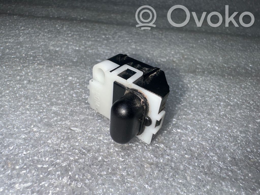 Lichtsensor   4D0907539