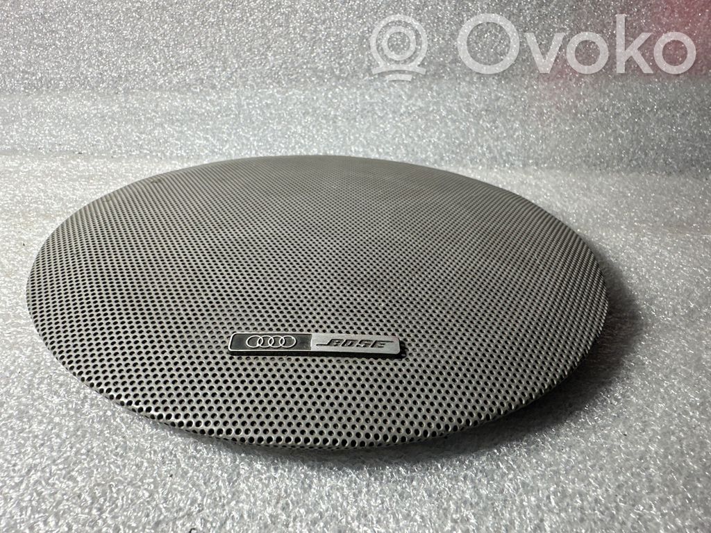 Audi A8 S8 D2 4D Altavoz de la puerta delantera 