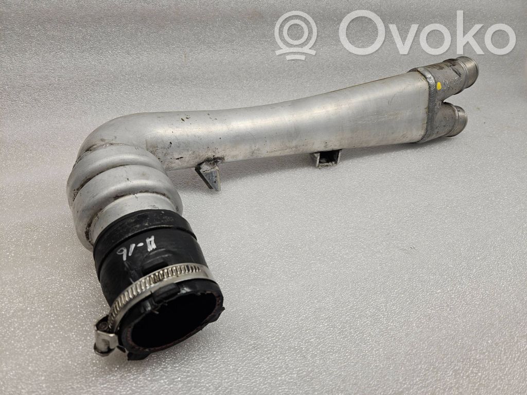 Volkswagen Touareg I Intercooler hose/pipe 