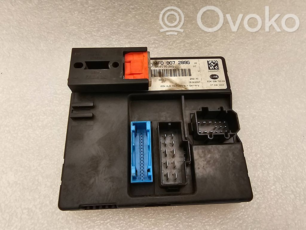 Audi A6 S6 C6 4F Sterownik / Moduł świateł LCM 