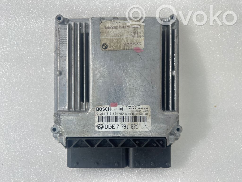 BMW 7 E65 E66 Dzinēja vadības bloks 