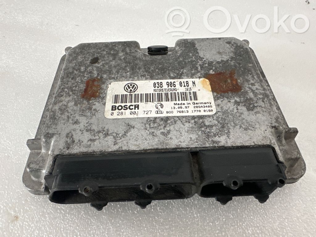 Volkswagen PASSAT B5 Engine control unit/module 