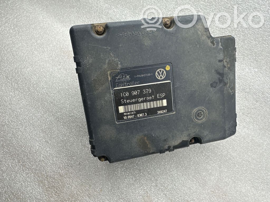 Volkswagen Golf V ABS Pump 