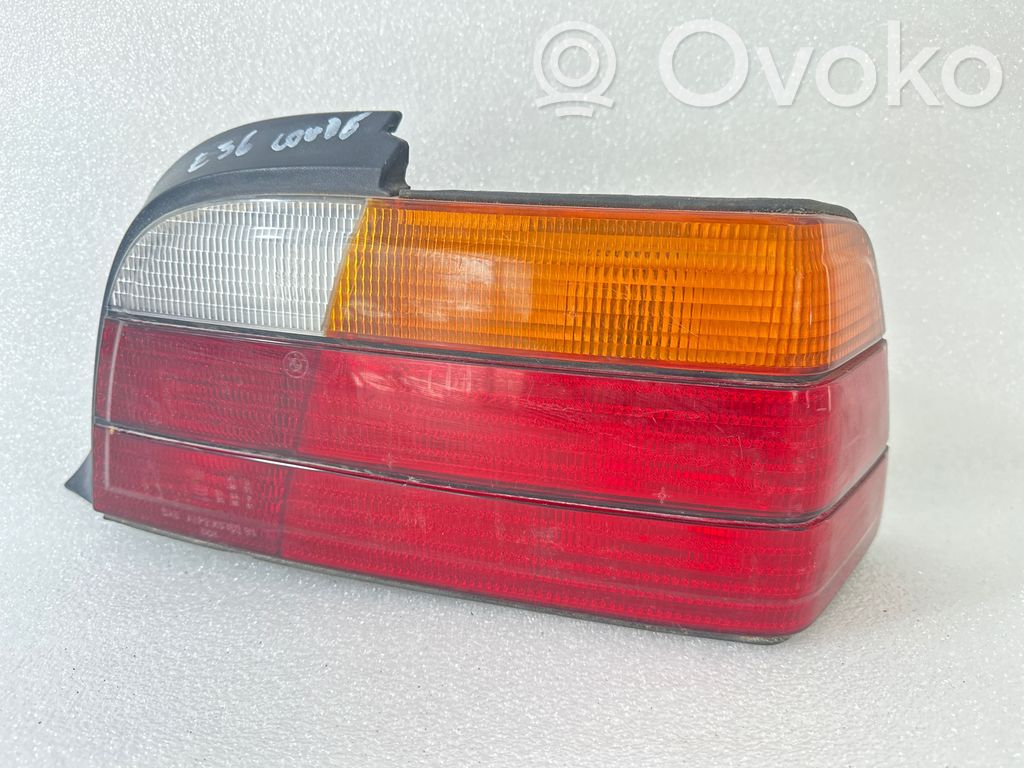 BMW 3 E36 Galinis žibintas kėbule 
