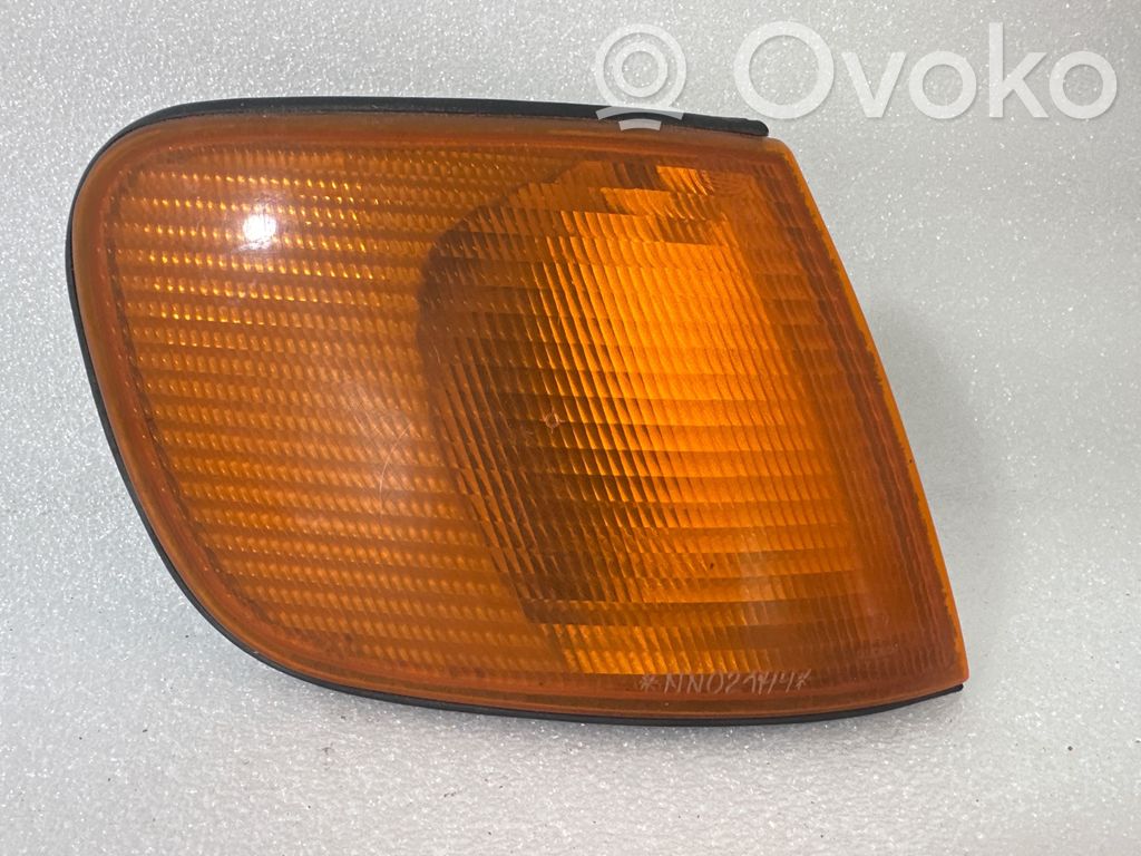 Audi A6 S6 C4 4A Front indicator light 