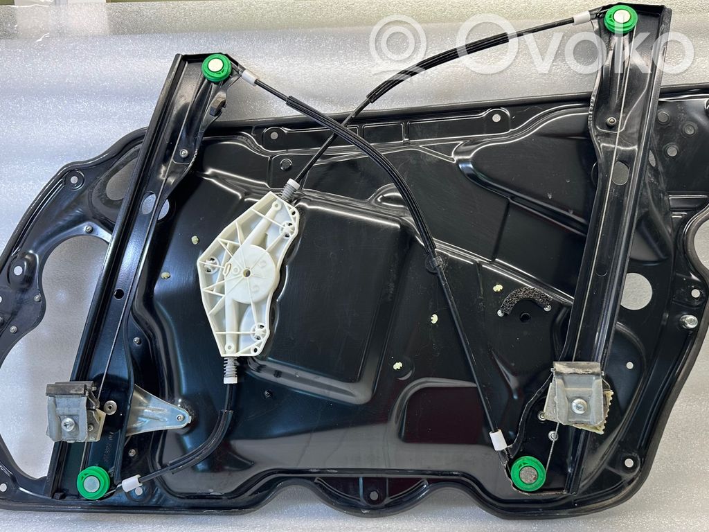 Volkswagen PASSAT B7 Mechanizm podnoszenia szyby przedniej bez silnika 