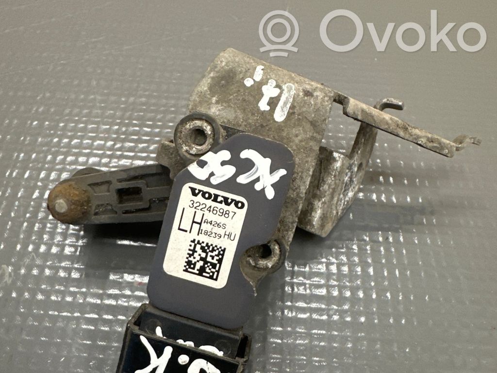 Volvo XC90 Rear air suspension level height sensor 