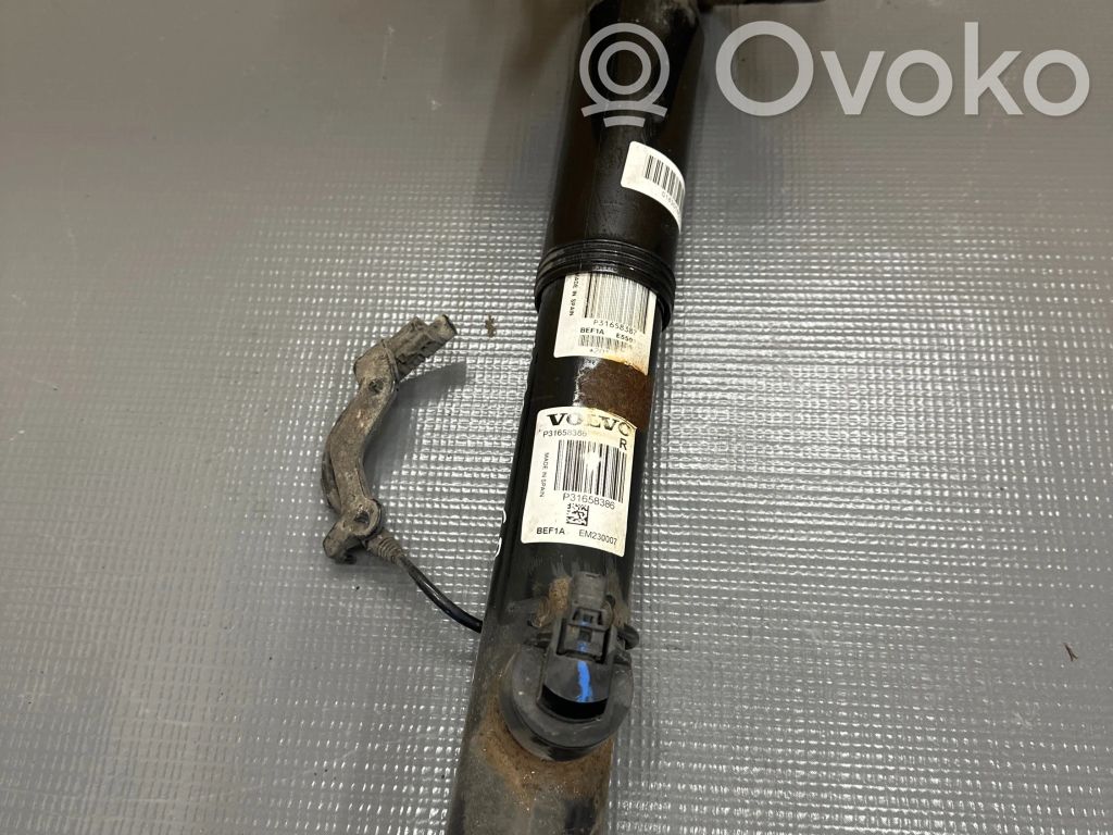 Volvo XC90 Amortyzator tylny 