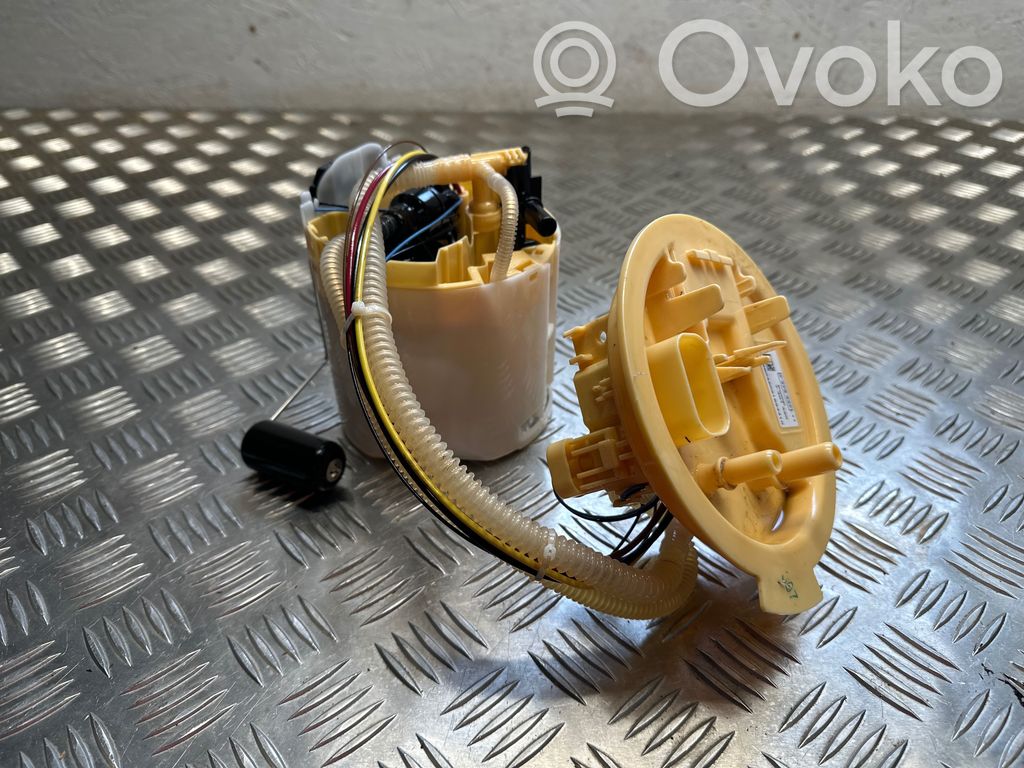 BMW 3 G20 G21 In-tank fuel pump 