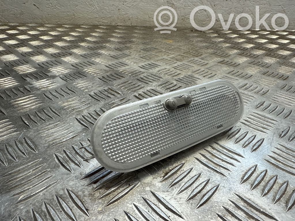 Nissan Qashqai Front seat light 