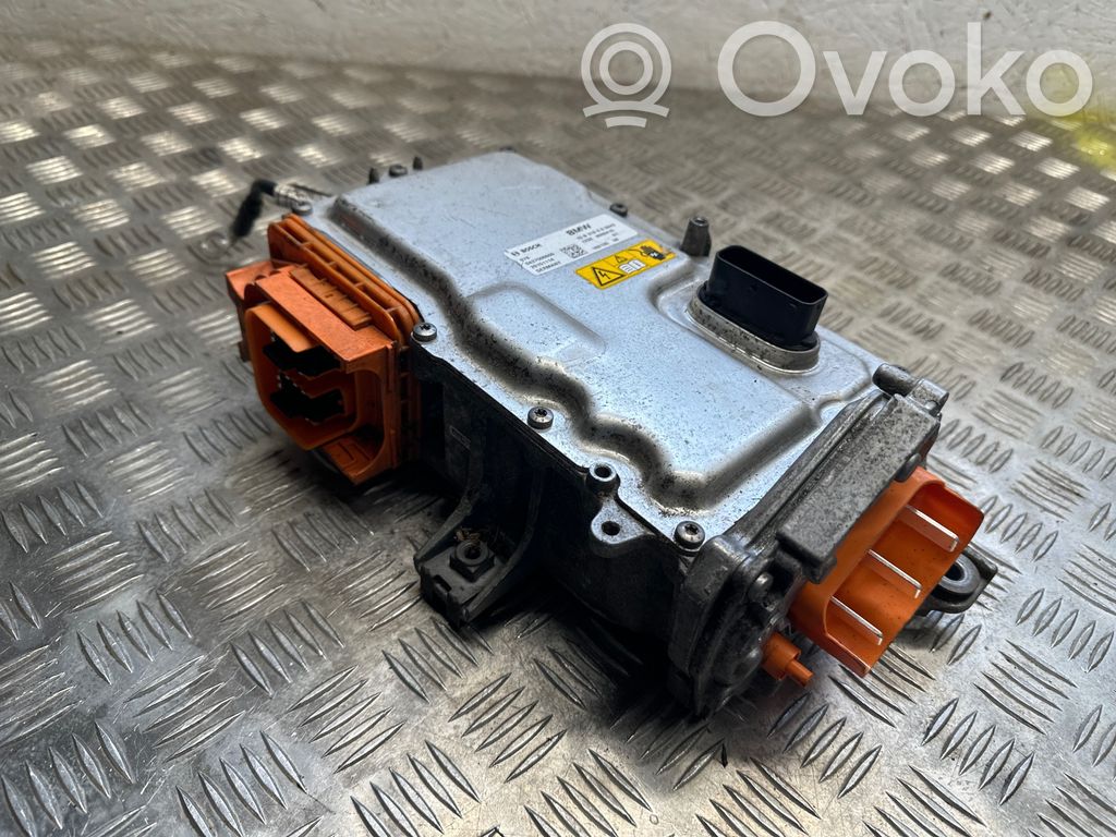 BMW i8 Voltage converter inverter 
