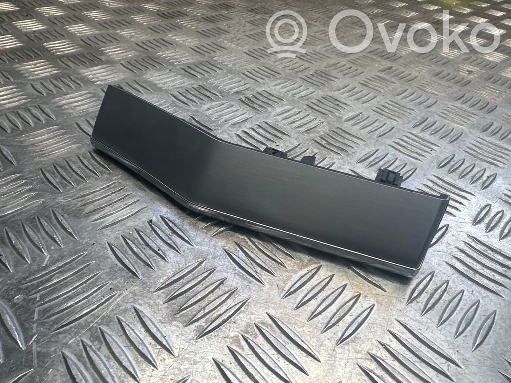 Volvo XC90 Dekoratyvinė apdailos juostelė 