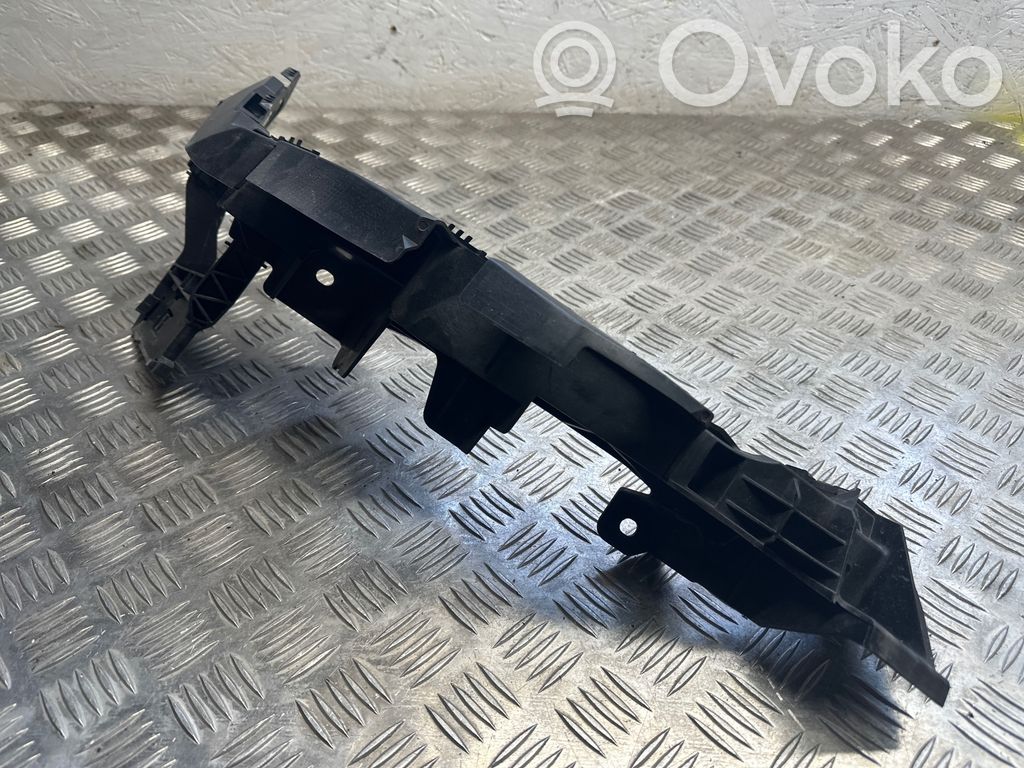 Cupra Formentor Headlight/headlamp mounting bracket 