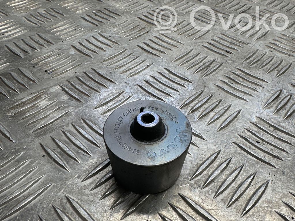 Volvo XC90 Other engine bay part 