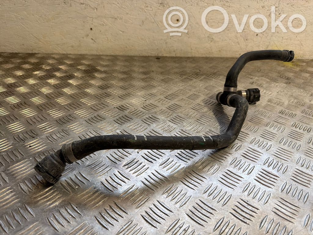 BMW iX Engine coolant pipe/hose 