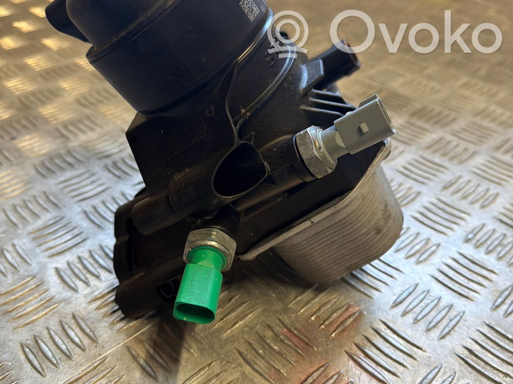 Audi Q5 SQ5 FY Supporto di montaggio del filtro dell’olio 