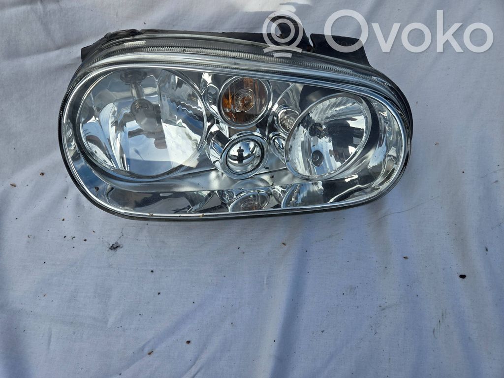 Volkswagen Golf IV Lampa przednia 
