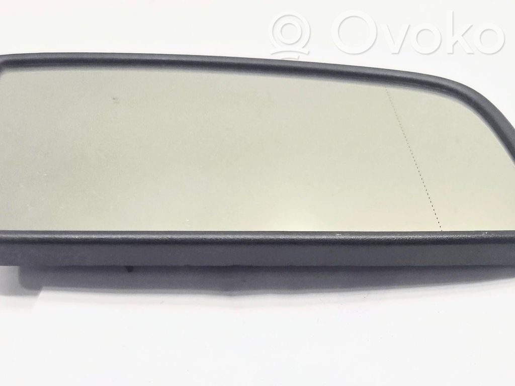 Vidrio del espejo lateral   51167116746