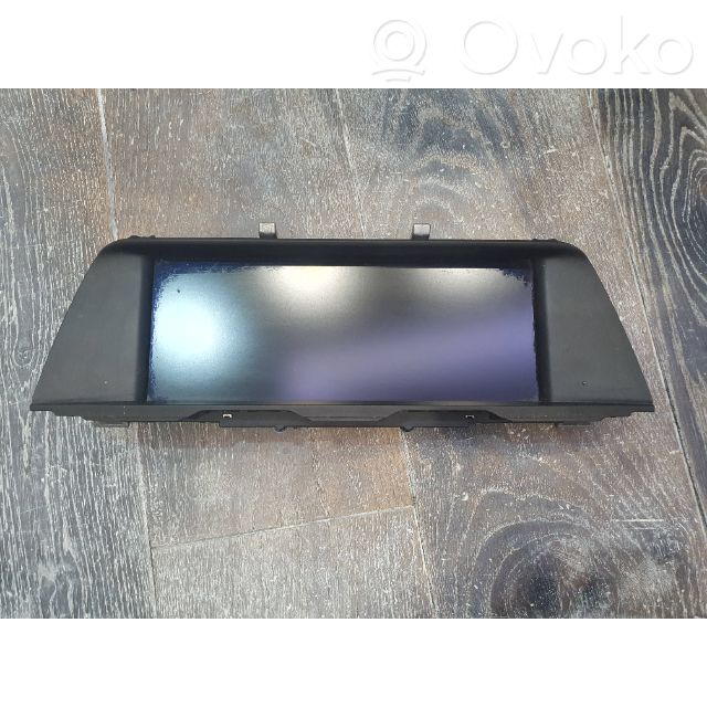 BMW 5 F10 F11 Screen/display/small screen 