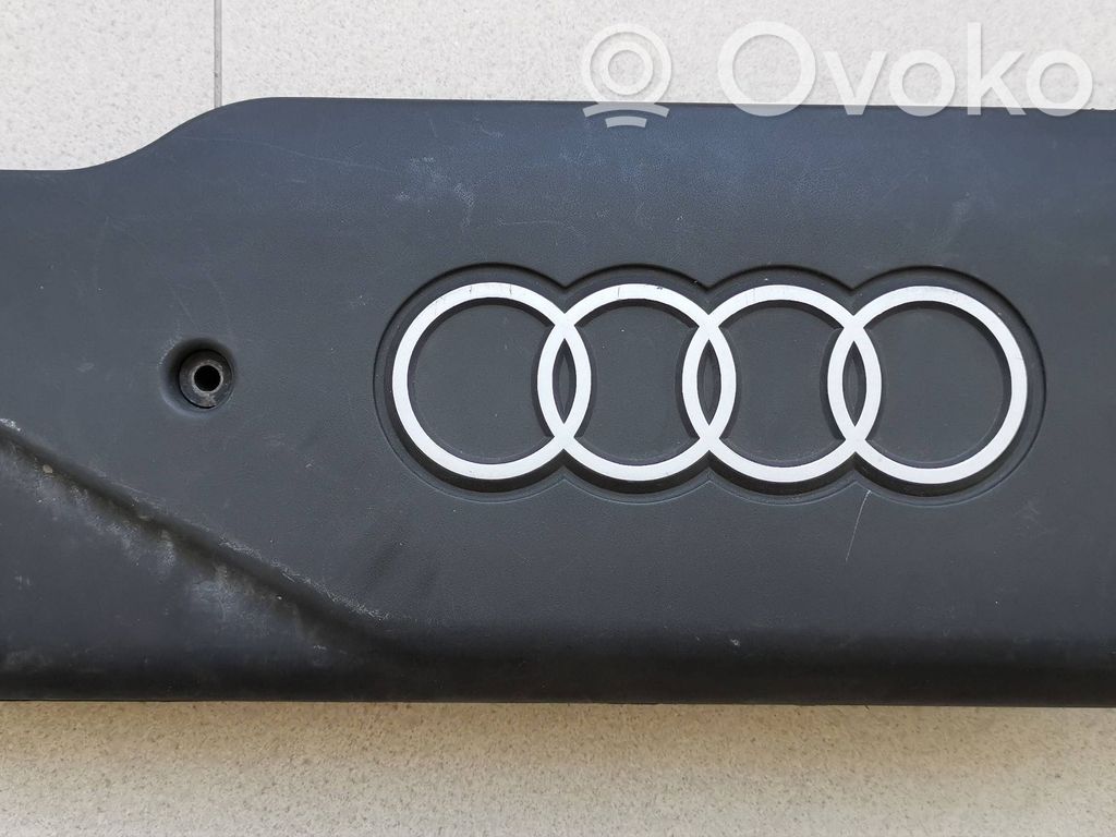 Audi A8 S8 D2 4D Motorabdeckung 