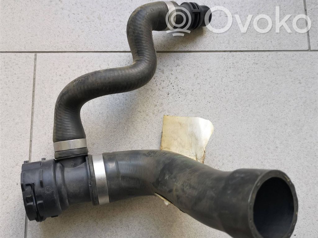 BMW 5 E60 E61 Engine coolant pipe/hose 