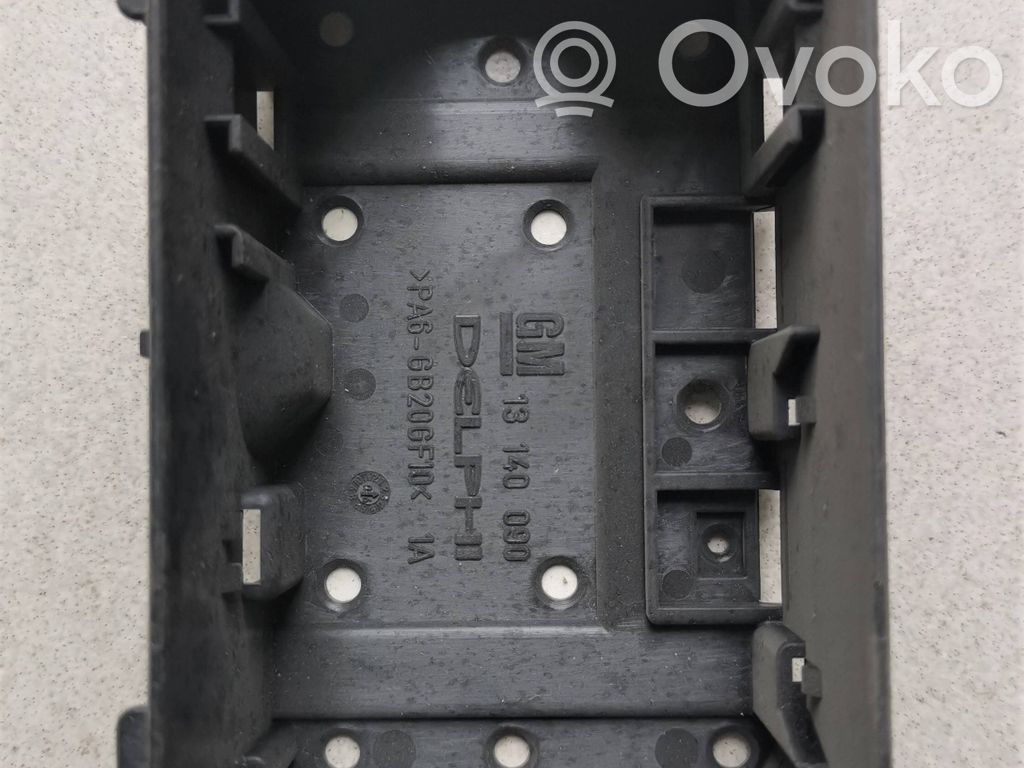 Opel Corsa C Drošinātāju Kastes vāciņš 