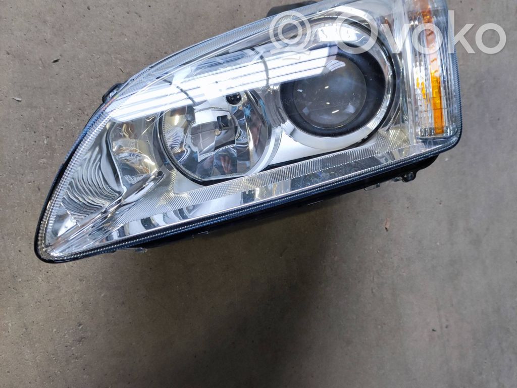 Ford Focus Headlight/headlamp 