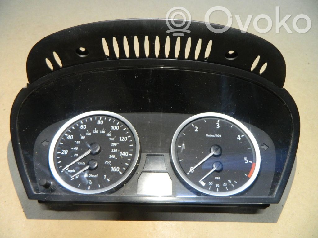 BMW 5 E60 E61 Nopeusmittari (mittaristo) 