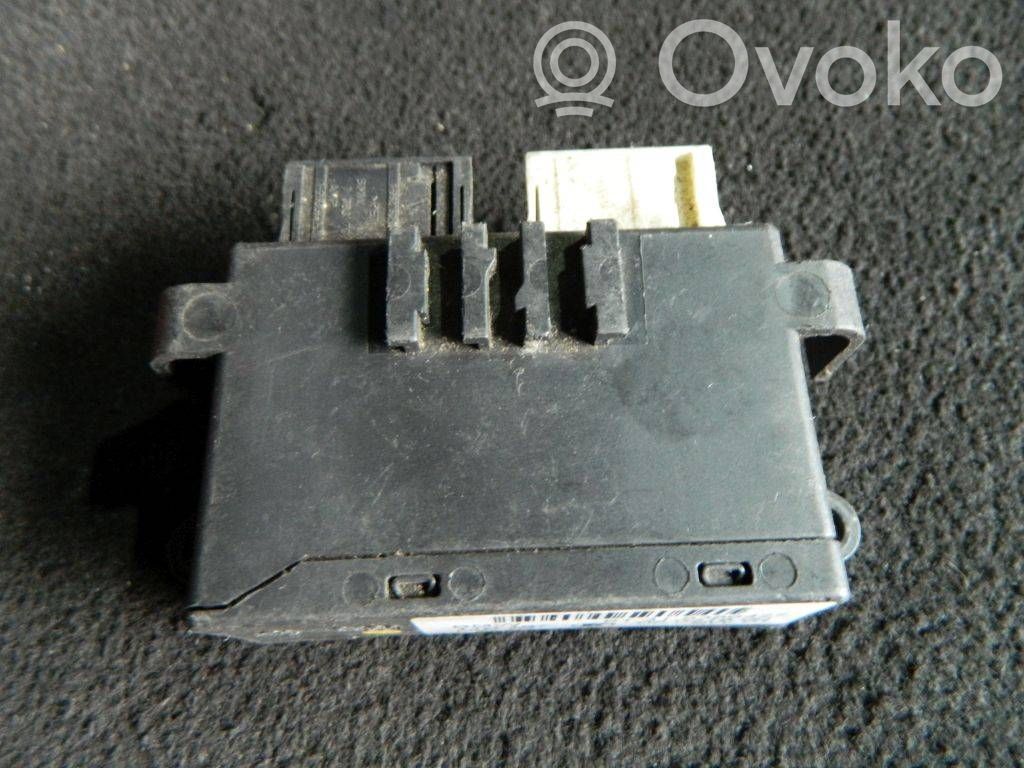 BMW 3 E46 Wing mirror control module 