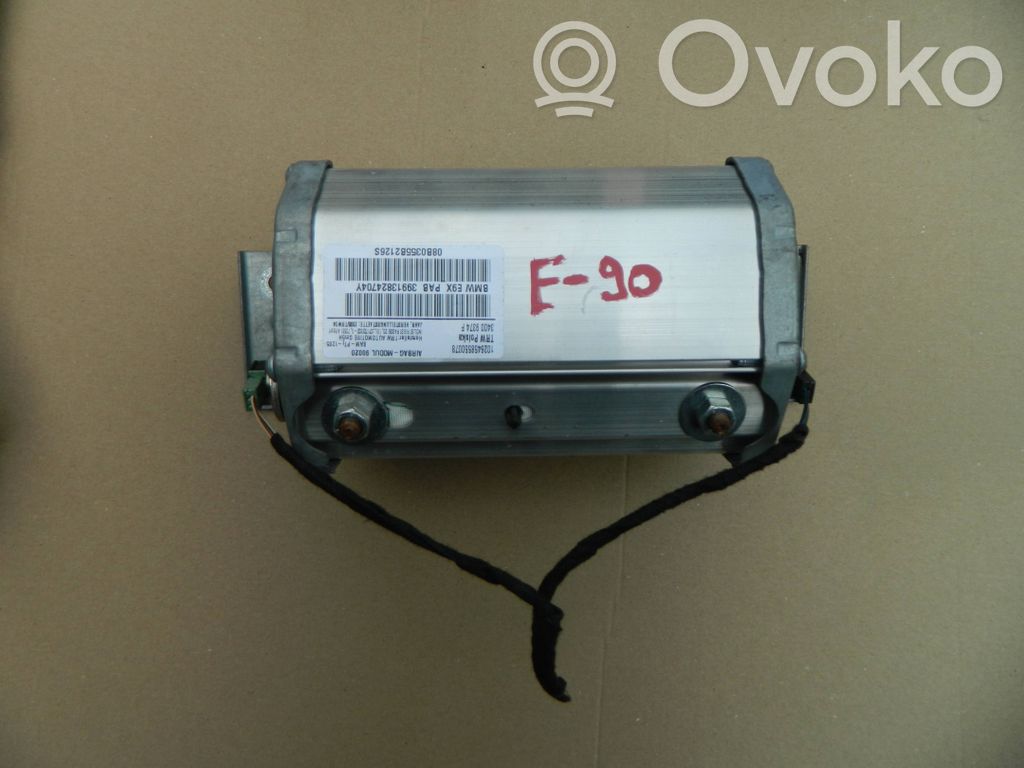 BMW 3 E90 E91 Keleivio oro pagalvė 