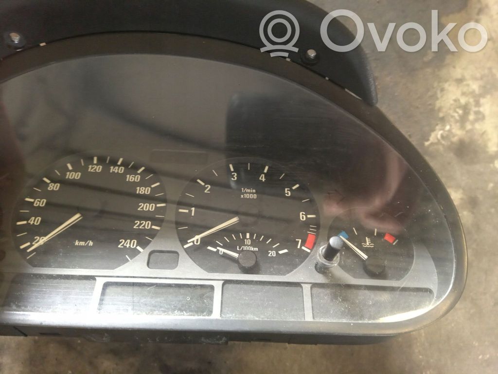 BMW 3 E46 Spidometras (prietaisų skydelis) 