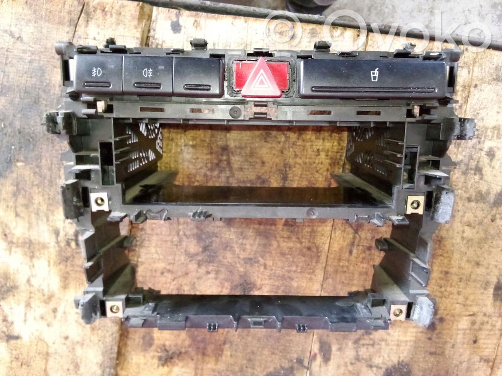 Mukiteline   8D0862534A,1999R,8D0858005M