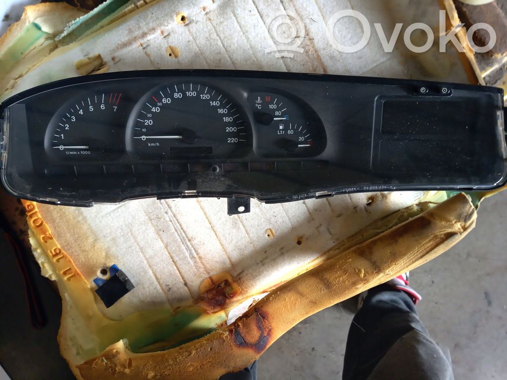 Opel Vectra B Speedometer (instrument cluster) 