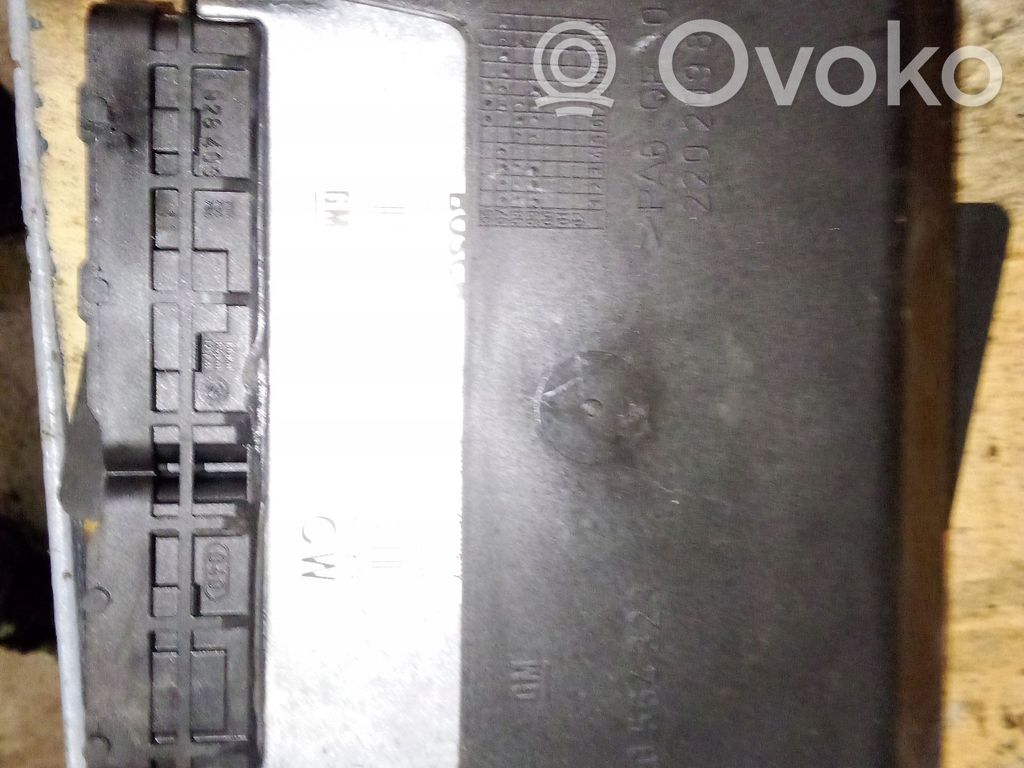 Engine control unit/module   0281001873,1999R,E2T36583