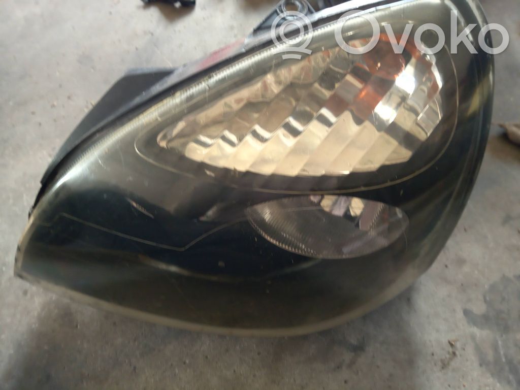 Renault Clio II Scheinwerfer 