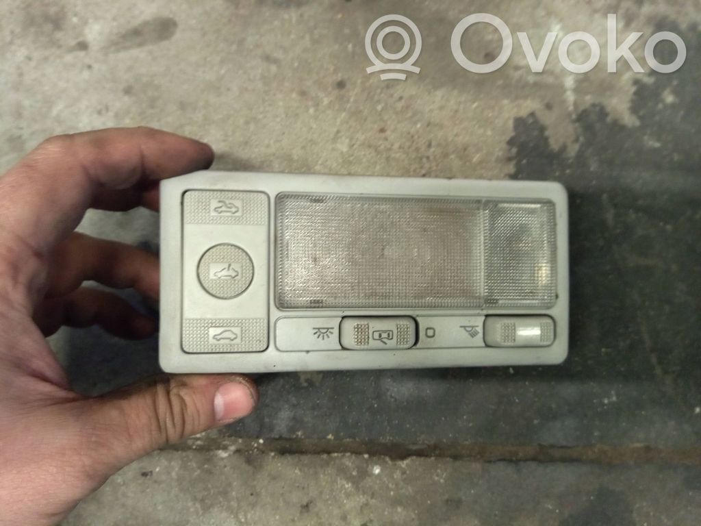 Skoda Octavia Mk1 (1U) Światło fotela przedniego 
