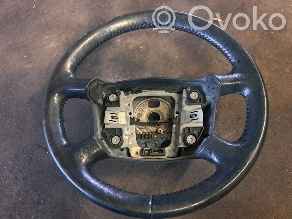 Audi A4 S4 B5 8D Ohjauspyörä 